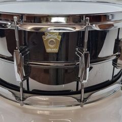 Ludwig Black Beauty 14 x 6.5 early 90s snare drum Brass