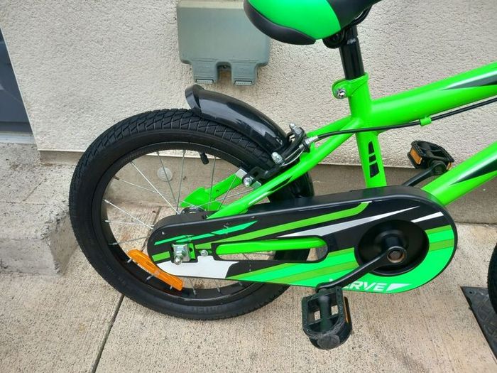 Kids vibrant bike size 16 inch wheels