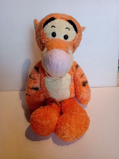 Disney Winnie the Pooh Tigger Plush