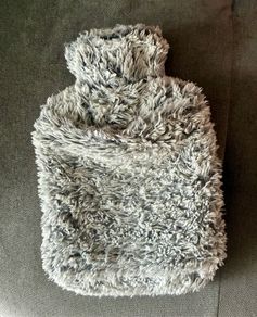 Hot water bottle