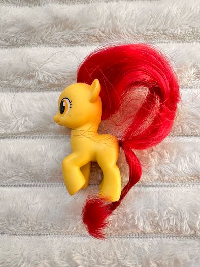 My Little Pony G4 Wedding Flower Fillies Apple Bloom approx. 7 cm. Used Please see photos