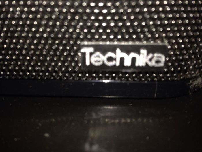 Technika iPhone iPod sound system.