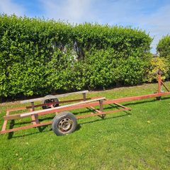 Boat trailer
