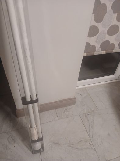 curtain pole