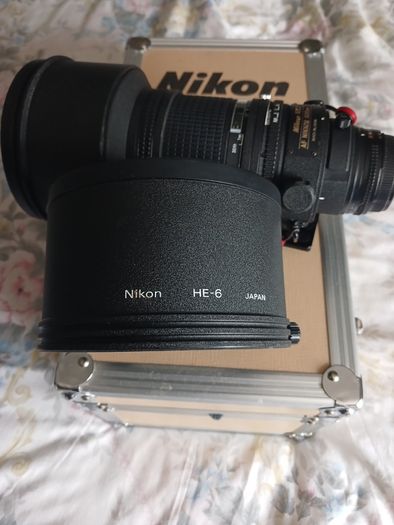 Nikon 300 f2.8