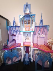 Frozen castle