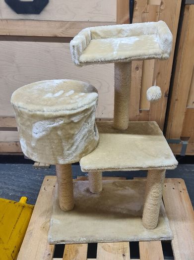 Cat Tree / Scratching Post with Condo and Bed