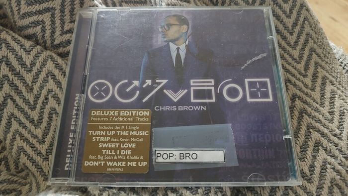 Free Postage! Chris Brown.  Fortune [Deluxe Version] 2 x CD.