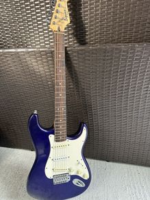 Squire by Fendor Electric Guitar