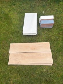 Free Tiles : Mixture of wall and floor tiles