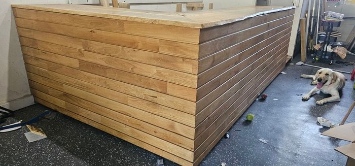 Oak Counter