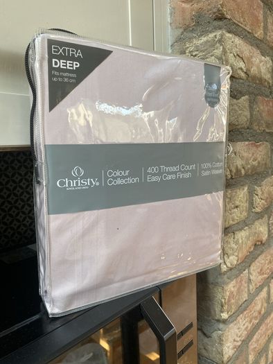 Christy 400 thread count double fitted sheet pebble cotton