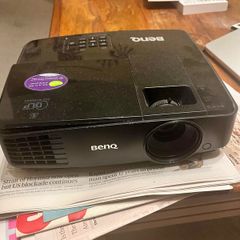 BenQ MX505 DLP Projector
