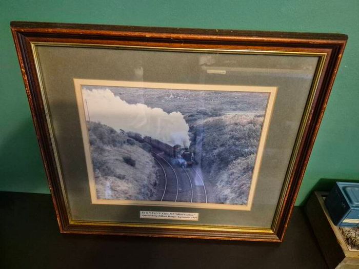 Framed Railway Photograph  GNRI Class 171 Slieve Gullion