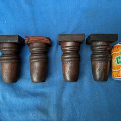 4 furniture legs