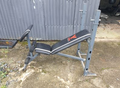 Adjustable weight bench