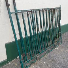 Free pair of iron gates