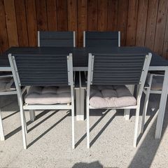 outdoor table