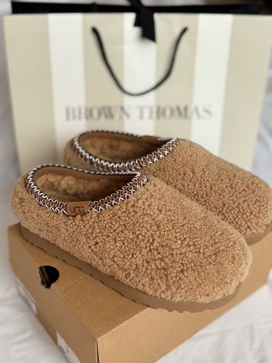 NEW UGG Tasman Maxi Curly
