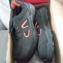 safety boots