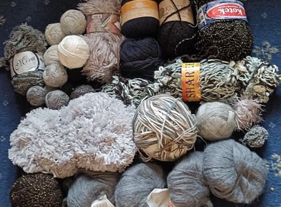 Knitting Yarn  ( Greys  / Blacks )