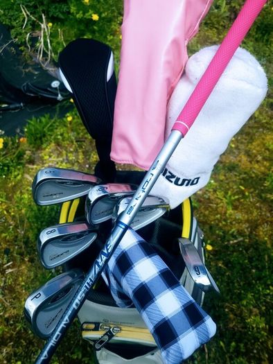 Set of Ladies Golf Clubs