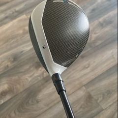 Sim Titanium 3 Wood