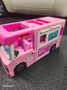 Barbie camper van