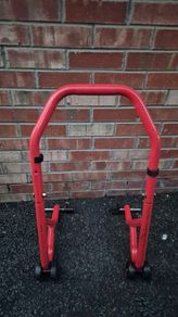 paddock stand