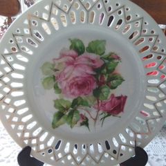 Collection of cake/display Plates