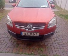 2010 Nissan Qashqai+2