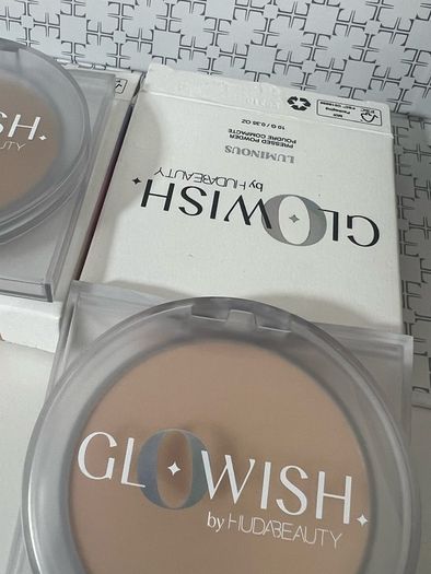 Huda beauty GloWish luminous pressed powders brand new