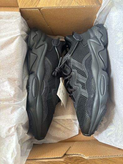 Adidas runners UK 5.5
