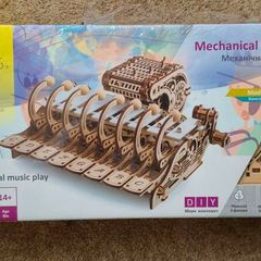 Model Kit musical instrument