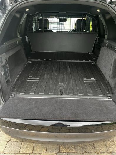 2024 Land Rover Discovery HSE Comm. - Top Spec