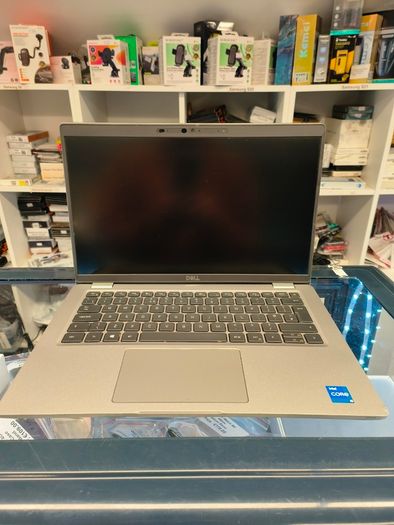 Touch Screen Dell Latitude 5420 - 14" Laptop, Intel Core i5 1145G7 (11th Gen) 2.6GHz, 8GB DDR4, 256GB SSD, Thunderbolt 4, HDMI, Webcam, Windows 11 Pro