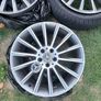 19" Genuine Amg Mercedes Wheel Image 2