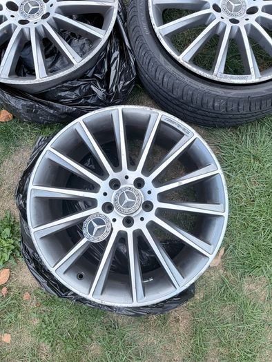 19" Genuine Amg Mercedes Wheel