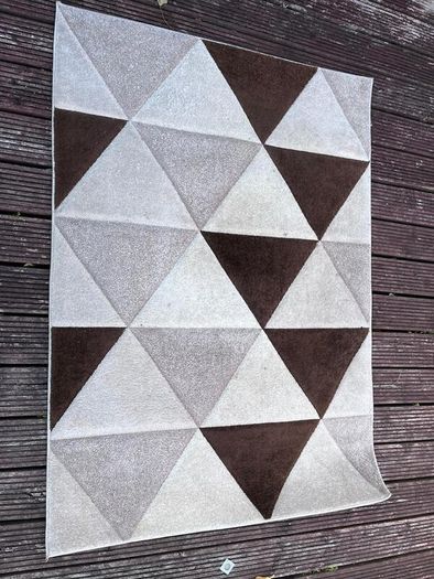 Geometric Style Rectangle Rug - Good Condition