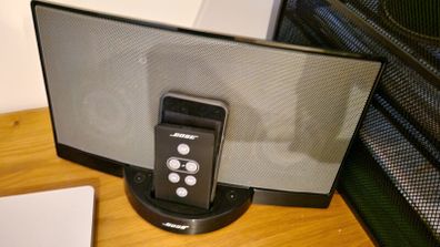 Bose SoundDock digital music system