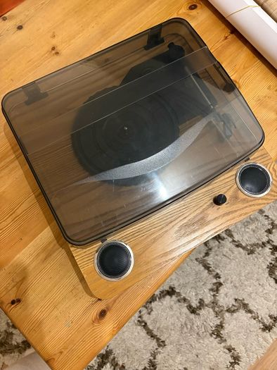 Vinyl Turntable