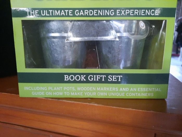 gardening gift set