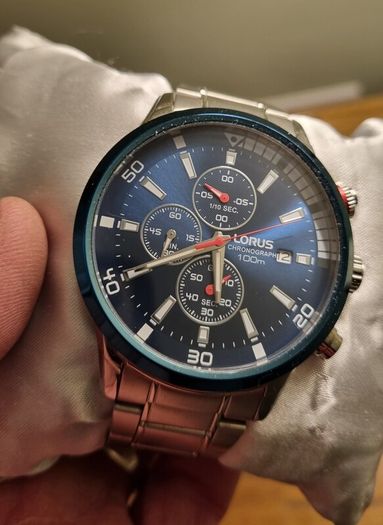 LORUS watch
