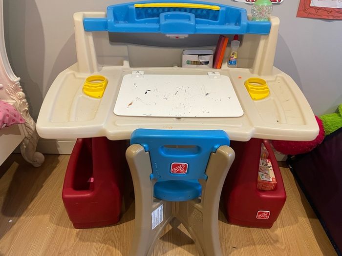 Fisher Price Step 2 Art Desk