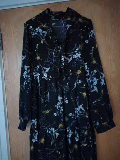 Shein Black Dress.  S.14.  New - No Tag.