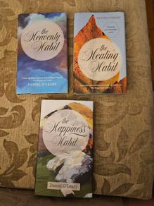 3 X Inspirational hardback books written by Irish priest and author Daniel O'Leary (The Heavenly Habit, The Healing Habit, and The Happiness Habit), published by Columba Press. 3 x HARDBACK WITH DUSTJACKET IN GOOD CONDITION. SEE PHOTOS FOR SAME.