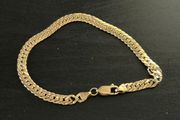 18k / ct Gold Bracelet / Bangle