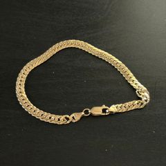 18k / ct Gold Bracelet / Bangle