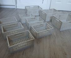 9 x Foldable storage crates 6 x small and 3x medium 6e for the lot