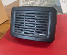 Yaesu Mls 100 High Performance Mobile External Speaker With Mounting Bracket